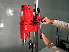 Применение алмазной сверлильной установки Voll V-Drill 160