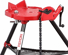 Рабочая поверхность верстака-треноги с цепными тисками Rekon 1/2-6